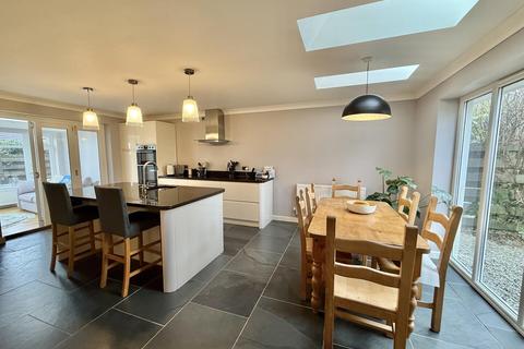 3 bedroom detached bungalow for sale, Frogpool