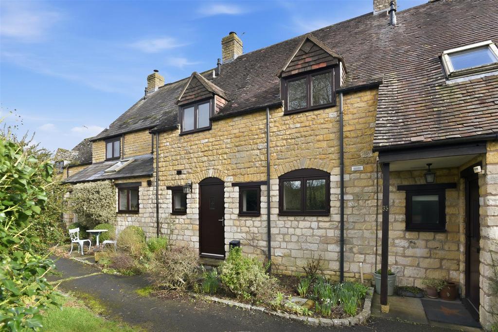 34 Wolds End Close 2128-3.jpg
