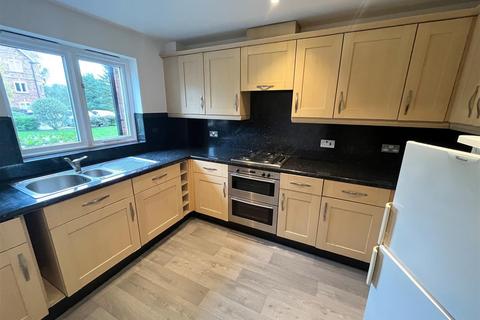 2 bedroom apartment for sale, Eton Drive, Royal Park, Cheadle
