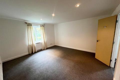 2 bedroom apartment for sale, Eton Drive, Royal Park, Cheadle