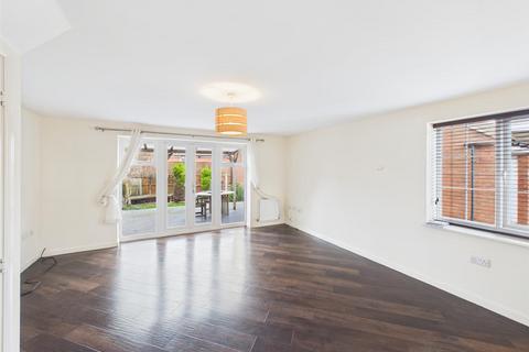 undefined, Beauty Bank, Evesham