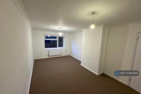 3 bedroom terraced house to rent, Brookfield Road, Wolverhampton, WV8