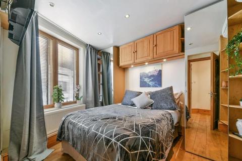 undefined, Cockspur Street, SW1Y