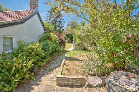 3 bedroom cottage for sale, Stanway Green, Stanway, Colchester