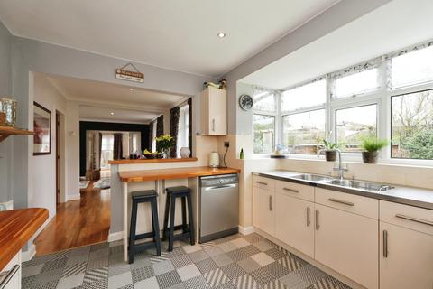5 bedroom detached house for sale, Aldersyde, York, YO24