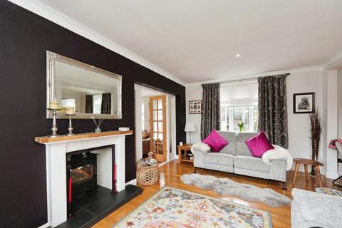 5 bedroom detached house for sale, Aldersyde, York, YO24