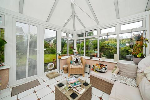 2 bedroom semi-detached house for sale, Melksham Drive, Wirral