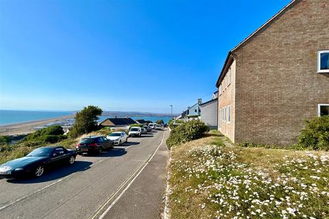 3 bedroom ground floor flat to rent, Verne Common Road, Portland