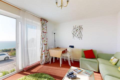 3 bedroom ground floor flat to rent, Verne Common Road, Portland
