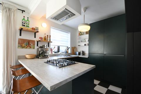 3 bedroom semi-detached house for sale, Overlinks Drive, Salford, M6