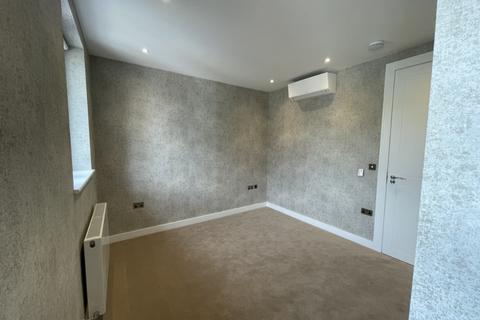 2 bedroom apartment to rent, The Ridgeway, Golders Green, NW11