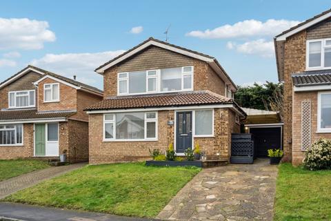 3 bedroom detached house for sale, Arnett Way, Rickmansworth