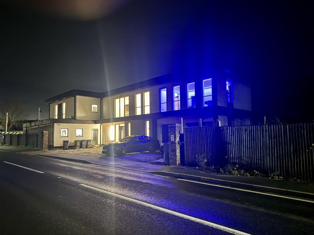 FRONT 1 T202512221340  Medium  T202601131429.jpeg