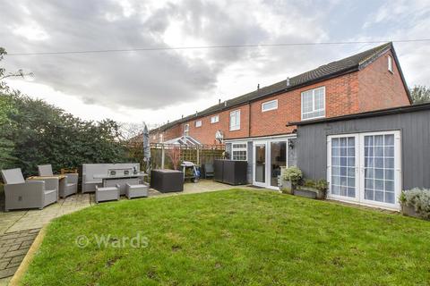3 bedroom end of terrace house for sale, Horsford Walk, Faversham, Kent