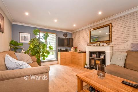3 bedroom end of terrace house for sale, Horsford Walk, Faversham, Kent