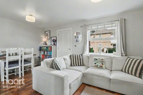 2 bedroom semi-detached house for sale, Holly Drive, Minster