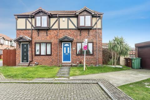 3 bedroom semi-detached house for sale, Clayton Court, Featherstone, Pontefract