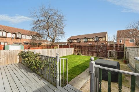 3 bedroom semi-detached house for sale, Clayton Court, Featherstone, Pontefract