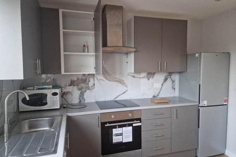 2 bedroom flat to rent, Hillside Avenue, Wembley HA9