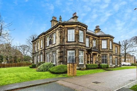 1 bedroom apartment for sale, Sinderhill Court, Northowram, HALIFAX
