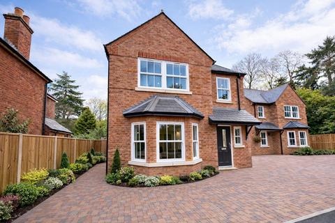 undefined, Aldershot Road, Fleet GU52
