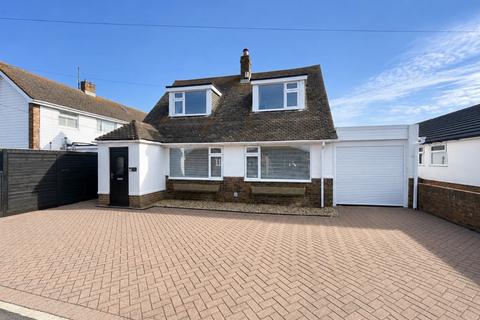 4 bedroom detached house for sale, Arundel Road, Peacehaven