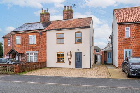 3 bedroom semi-detached house for sale, Millfield Road, North Walsham