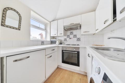 1 bedroom flat to rent, Clarendon Road, Hampshire PO5