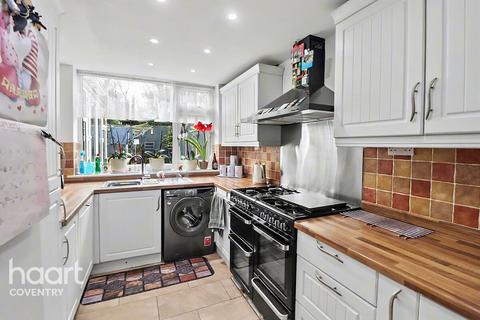 3 bedroom terraced house for sale, Moat Farm Drive, Bedworth