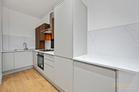 1 bedroom flat to rent, Upper Tooting Road, London SW17