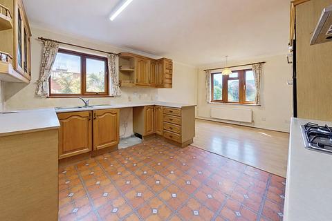3 bedroom detached bungalow for sale, , Herne Bay, CT6 8EA