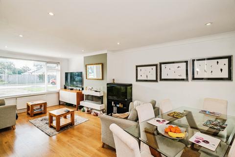 3 bedroom detached bungalow for sale, Newtimber Avenue, Goring-By-Sea, Worthing