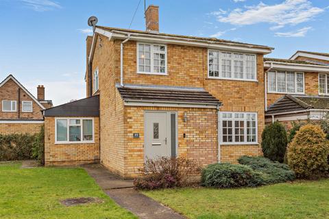 3 bedroom detached house for sale, Oakleigh Drive, Orton Longueville, Peterborough
