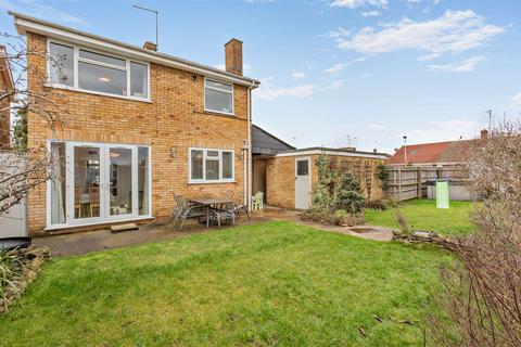 3 bedroom detached house for sale, Oakleigh Drive, Orton Longueville, Peterborough
