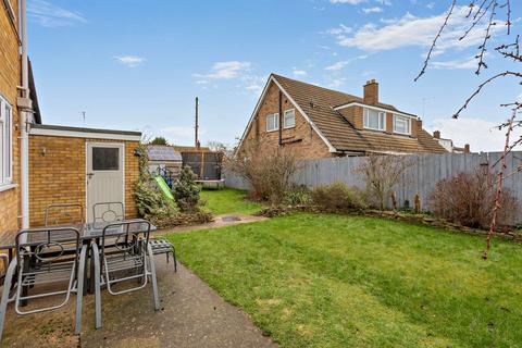 3 bedroom detached house for sale, Oakleigh Drive, Orton Longueville, Peterborough