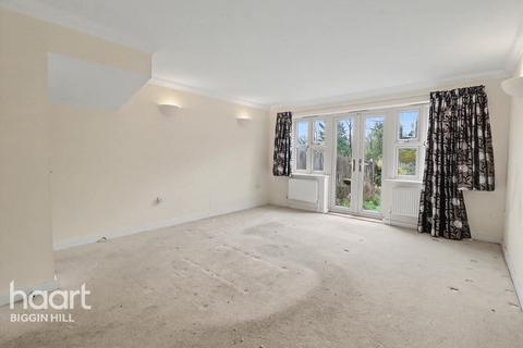 3 bedroom terraced house for sale, Johns Road, Tatsfield