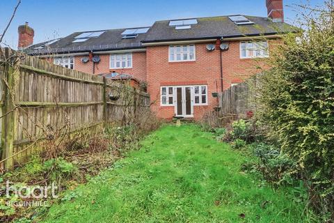 Johns Road, Tatsfield