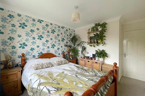 2 bedroom semi-detached house for sale, Cremer Place, Faversham, ME13