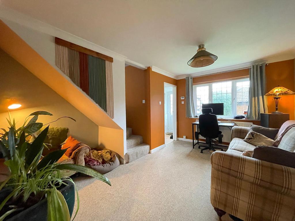 Living Room (2)