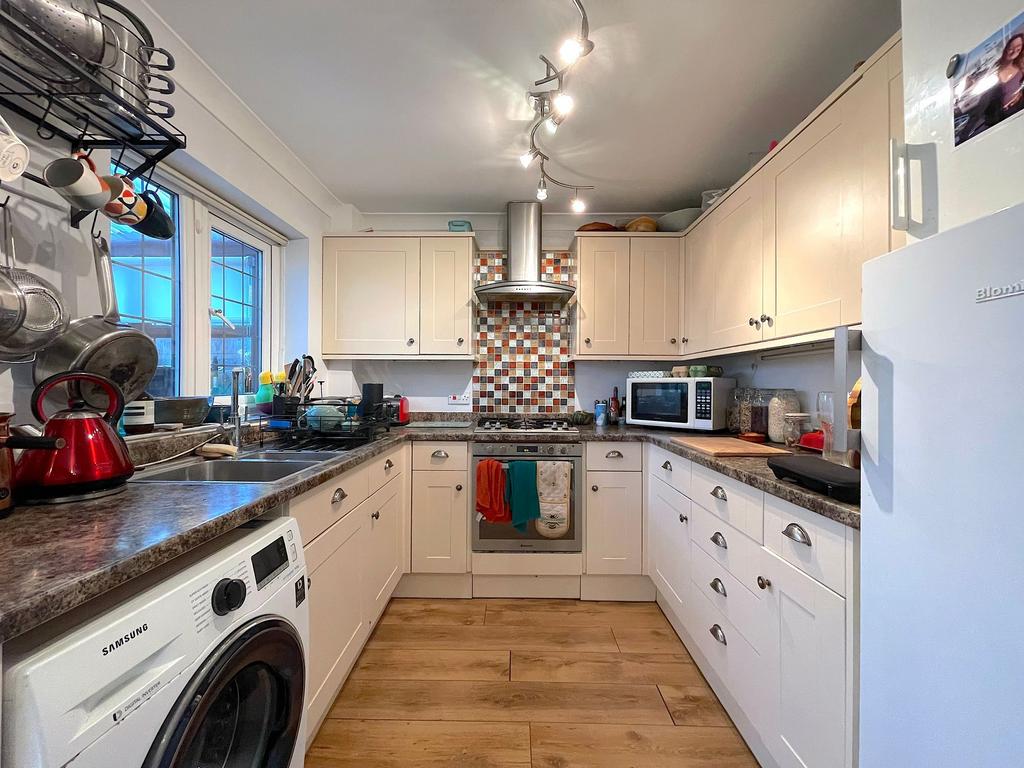 Kitchen (1)