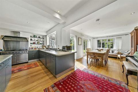 undefined, Roedean Crescent, London SW15
