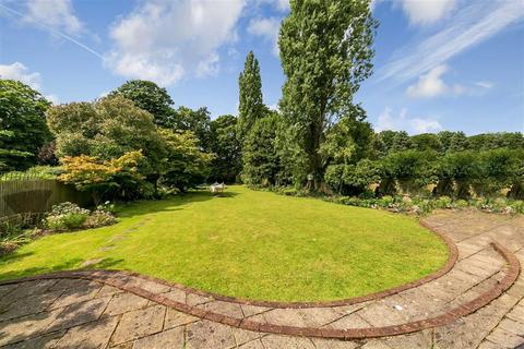 undefined, Roedean Crescent, London SW15