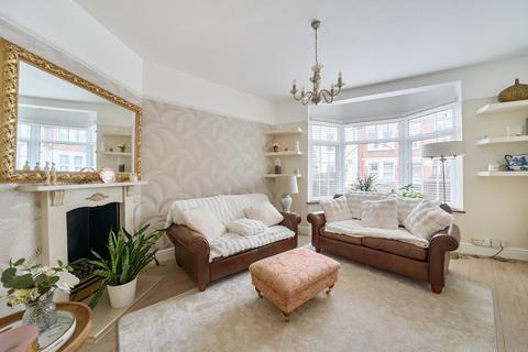 3 bedroom terraced house for sale, Inglemere Road, Mitcham CR4