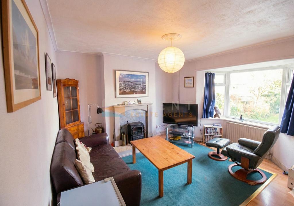 8. Living room b