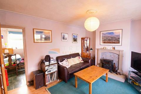 End of terrace house for sale, Nottingham NG8