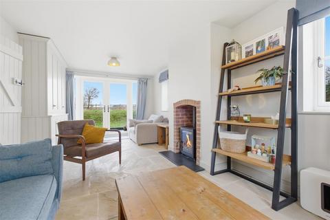 3 bedroom semi-detached house for sale, Abnalls Lane, Lichfield