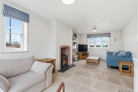 3 bedroom semi-detached house for sale, Abnalls Lane, Lichfield