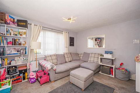 2 bedroom semi-detached house for sale, Wentworth Way, St. Leonards-On-Sea