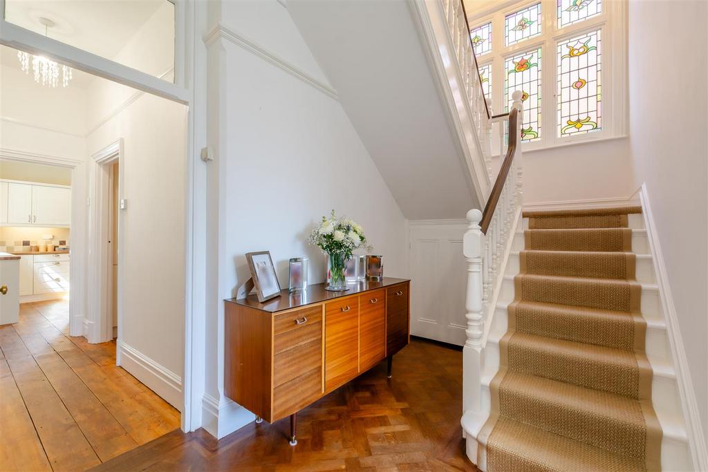 8649172-interior08.jpg