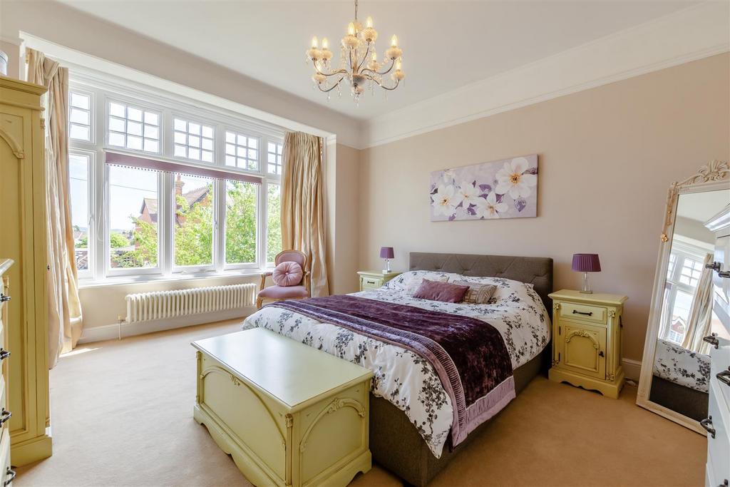 8649172-interior16.jpg